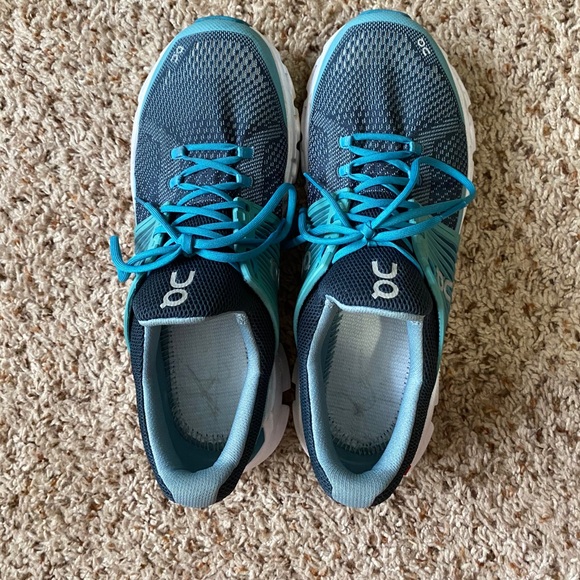 On Running Cloudswift Shoe sz 9.5 - Picture 2 of 6